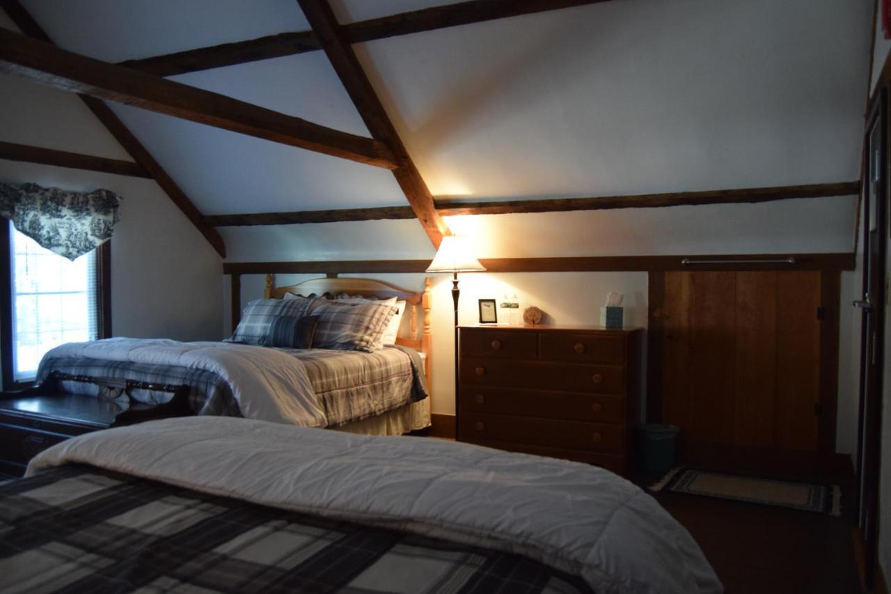 The New Hampshire Mountain Inn Wilmot Экстерьер фото