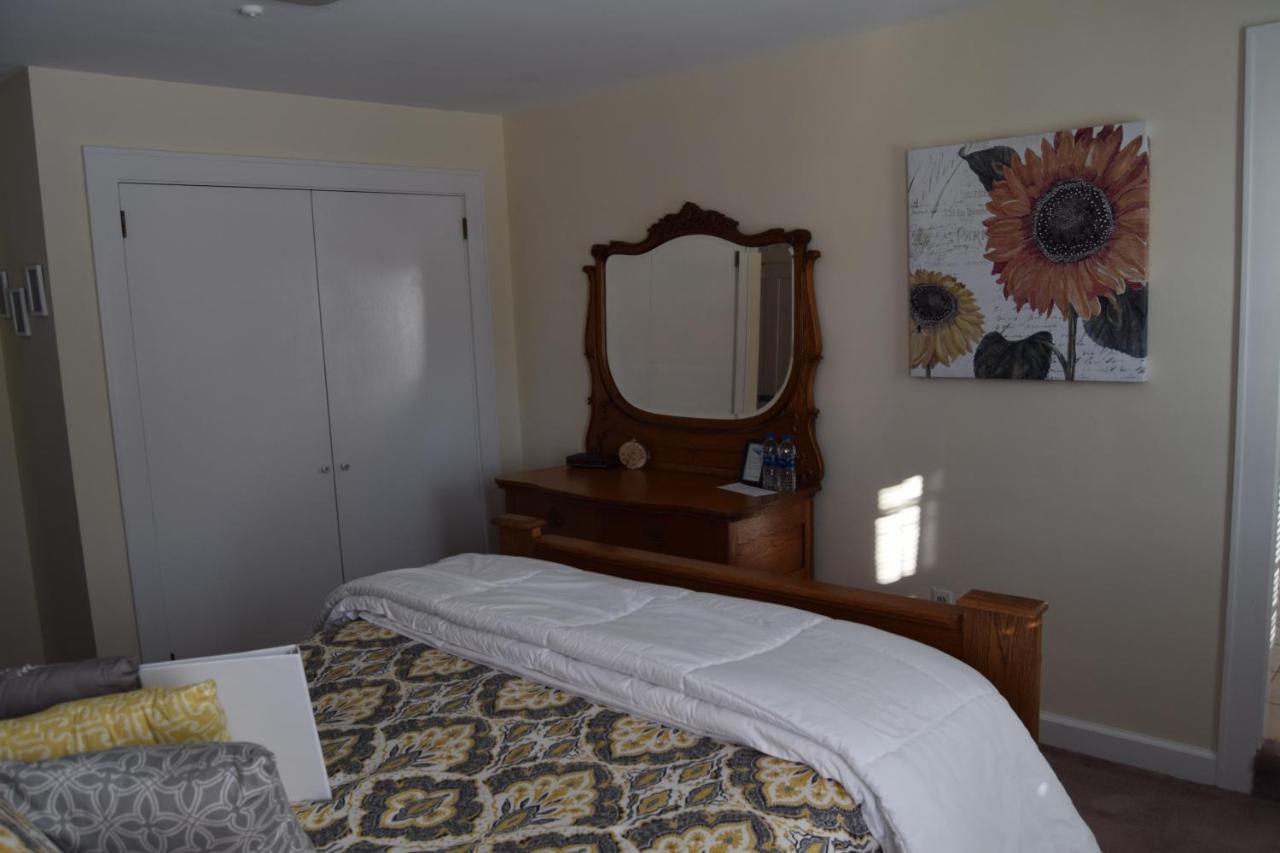 The New Hampshire Mountain Inn Wilmot Экстерьер фото