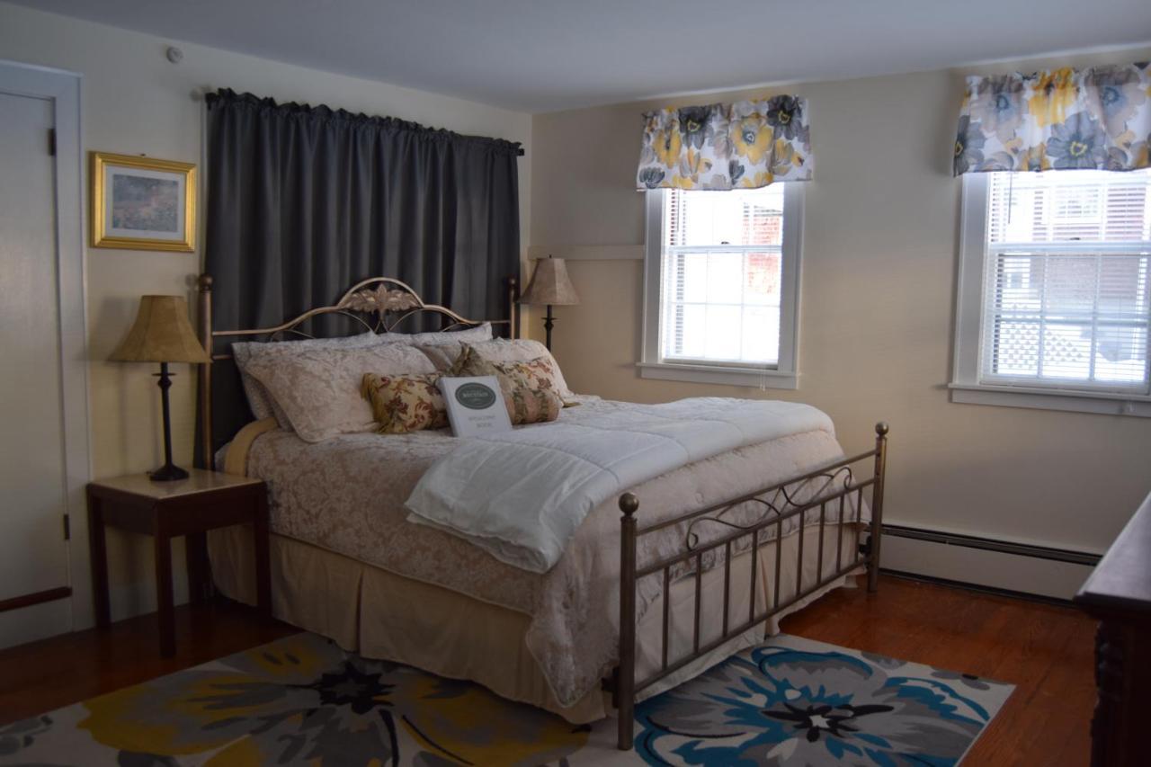 The New Hampshire Mountain Inn Wilmot Экстерьер фото